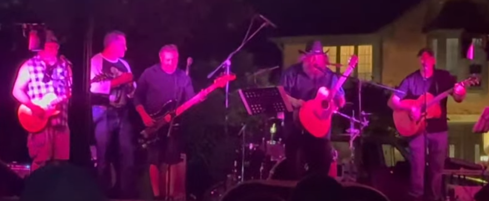 Live Performance Clip 1 Thumbnail